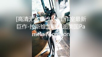 【新片速遞】苗条贫乳美少妇，酒店里面被推倒无套啪啪后入操逼