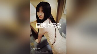 【新片速遞】   美女如云的韩国女厕偷拍❤人品不错的羽绒服美眉尿完仔细的擦拭厕板