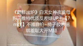 23岁安娜的早上初学者班游泳教练 (1)