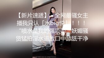 商场女卫生间不停变换坑位偸拍 镜头快要怂到菊花上了 真他娘的刺激