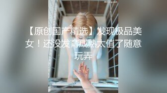 顶级反差小萝莉 萌萌的外表下是个小骚货 被爸爸大肉棒无情爆操，嗲声嗲气的淫叫让人欲罢不能，可爱反差小母狗