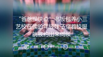 我在布鲁氏菌公告板上遇到的 H 杯巨乳的 Gal 妈妈当场给了我生内裤