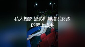 老婆越来越玩得开了 户外随手撩了2个男人到家里就舔起来