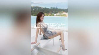 ★迷玩妈妈★ 好奇恋母小胖子下药迷玩生母 探索出生时的神秘裂缝 紧张又刺激生怕摸醒了 指奸里面很滑